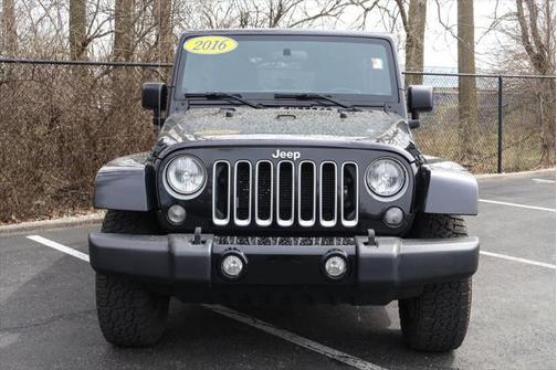 2016 Jeep Wrangler Unlimited Sahara