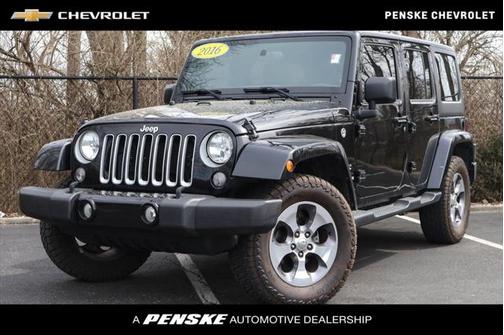 2016 Jeep Wrangler Unlimited Sahara