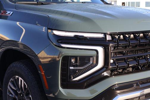 2026 Chevrolet Suburban Z71, 4WD