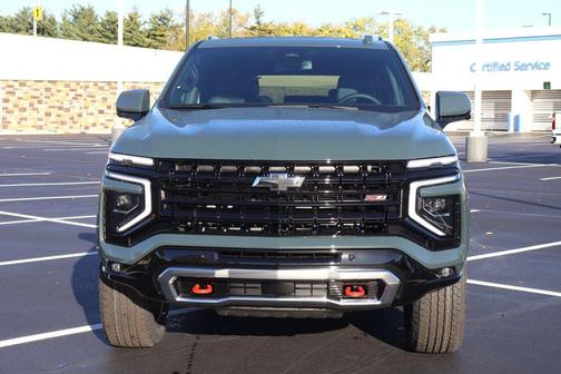 2026 Chevrolet Suburban Z71, 4WD