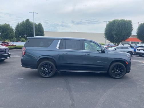 2021 Chevrolet Suburban 4WD High Country