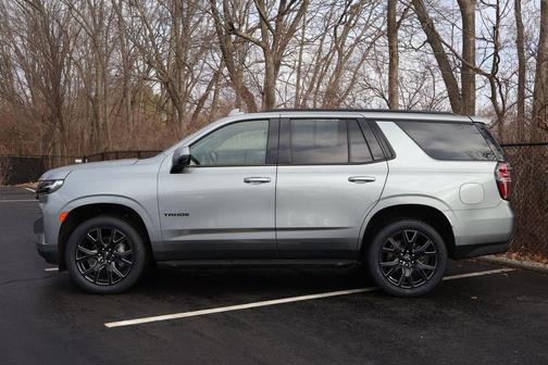2023 Chevrolet Tahoe 4WD RST