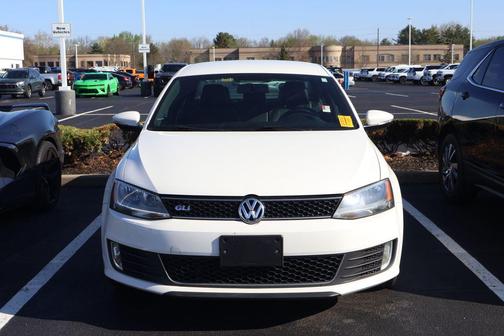 Candy White 2013 Volkswagen Jetta GLI