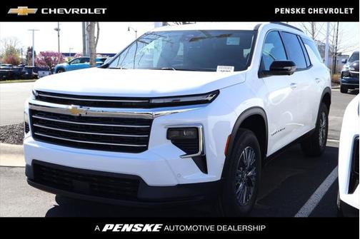 2025 Chevrolet Traverse LT