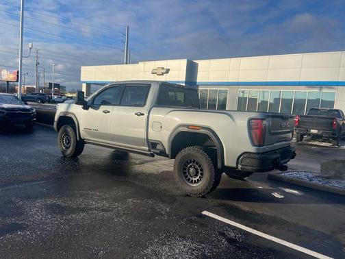 2024 GMC Sierra 2500 AT4X