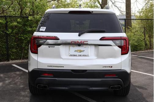 2021 GMC Acadia AWD AT4