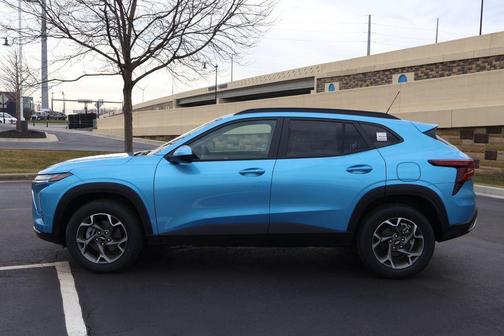Marina Blue Metallic 2026 Chevrolet Trax LT