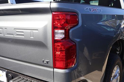 Sterling Gray Metallic 2026 Chevrolet Silverado 1500 LT