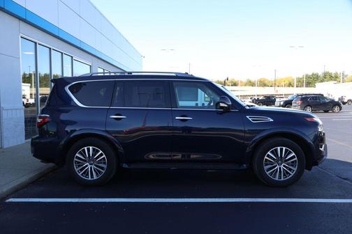2023 Nissan Armada SL 2WD