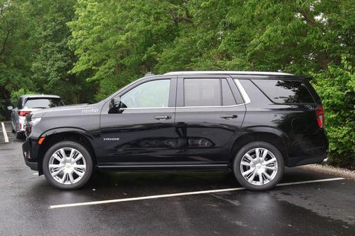 Black 2024 Chevrolet Tahoe 4WD High Country
