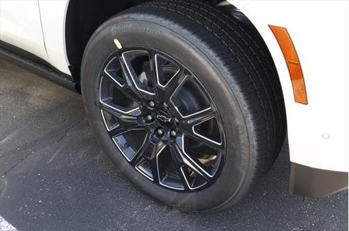 2025 Chevrolet Suburban 4WD High Country