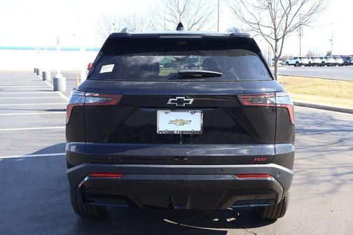 Mosaic Black Metallic 2026 Chevrolet Equinox FWD RS