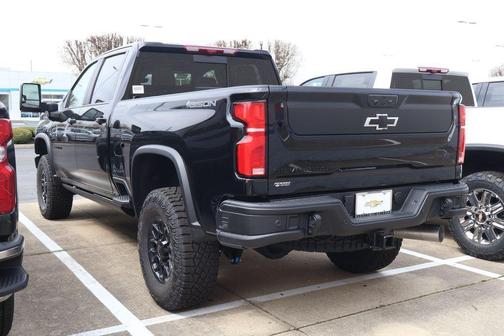 Black 2026 Chevrolet Silverado 2500 Crew Cab, Standard Bed, XR2, 4WD
