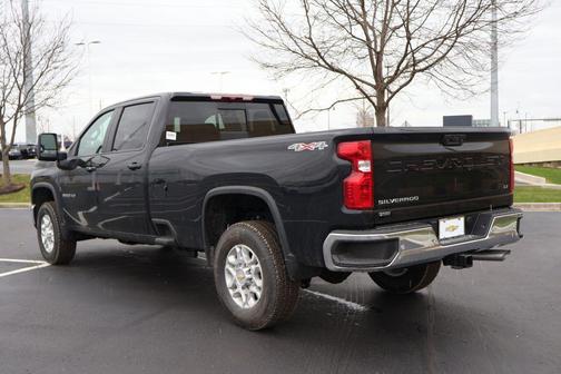 2026 Chevrolet Silverado 3500 LT