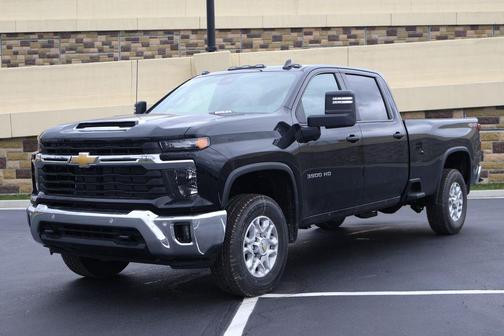 2026 Chevrolet Silverado 3500 LT