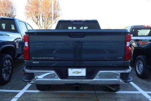 2026 Chevrolet Silverado 3500 LT