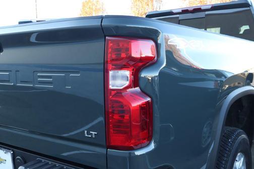 2026 Chevrolet Silverado 3500 LT