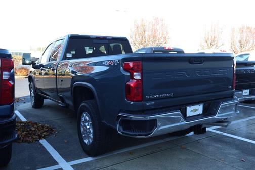 2026 Chevrolet Silverado 3500 LT