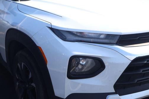 Summit White 2022 Chevrolet Trailblazer LT