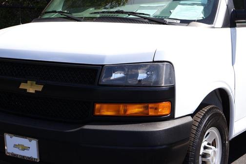 2021 Chevrolet Express 2500 RWD 2500 Regular Wheelbase WT