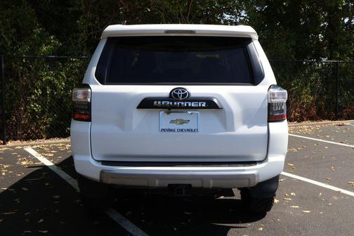 2020 Toyota 4Runner TRD Off Road