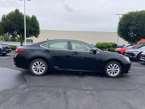 2013 Lexus ES 300h Base