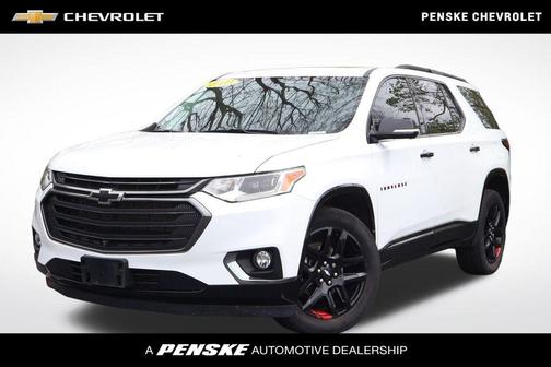 Summit White 2020 Chevrolet Traverse Premier