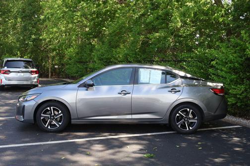 Gun Metallic 2024 Nissan Sentra SV