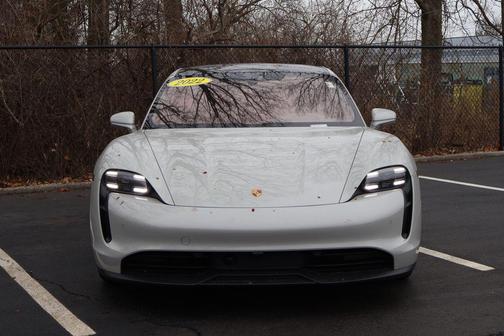 2022 Porsche Taycan Base