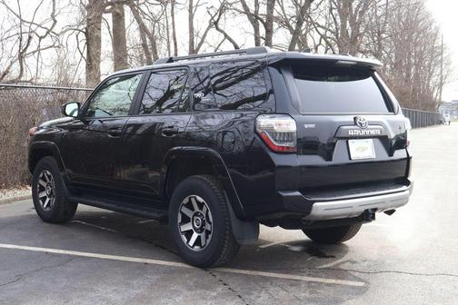 2023 Toyota 4Runner TRD Off Road