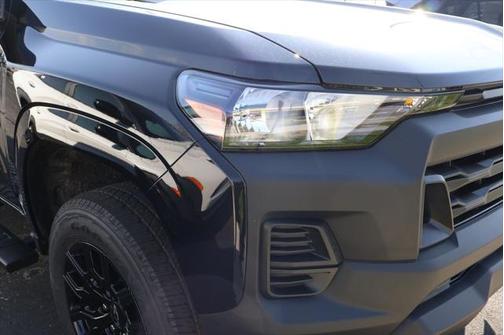 2025 Chevrolet Colorado WT