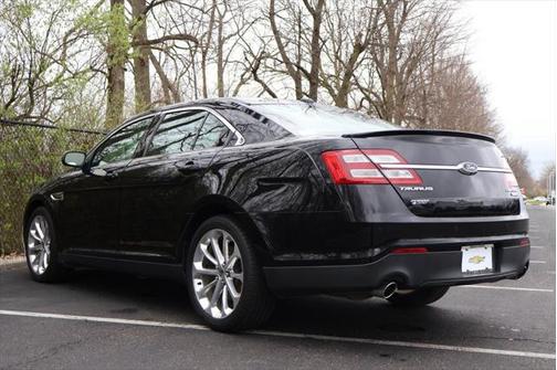 2018 Ford Taurus Limited