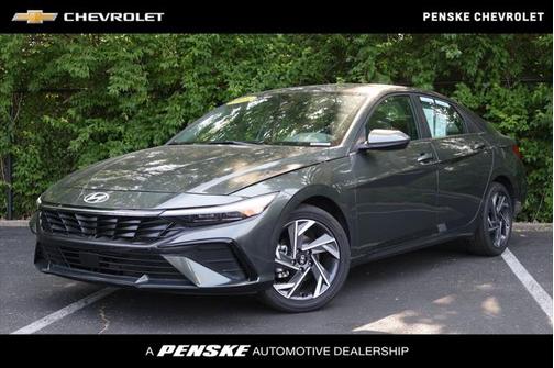 2025 Hyundai ELANTRA SEL