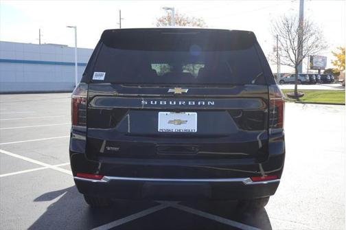 2026 Chevrolet Suburban LS