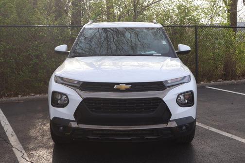 Summit White 2023 Chevrolet Trailblazer ACTIV