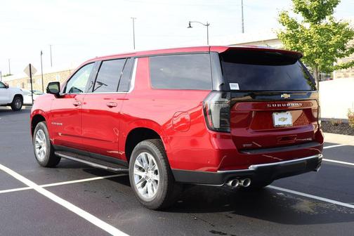 2025 Chevrolet Suburban Premier