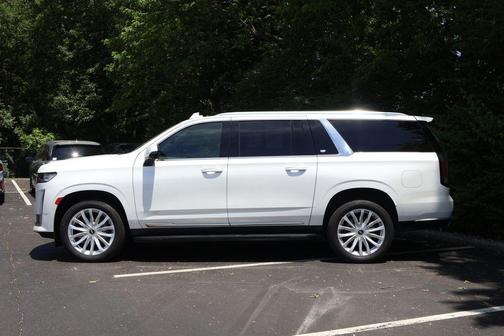 Crystal White Tricoat 2022 Cadillac Escalade ESV Luxury