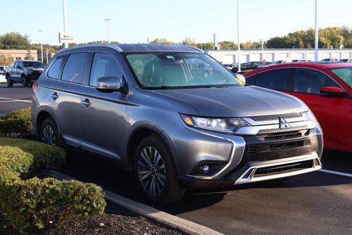 2020 Mitsubishi Outlander SEL