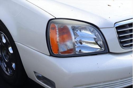 2001 Cadillac DeVille Base