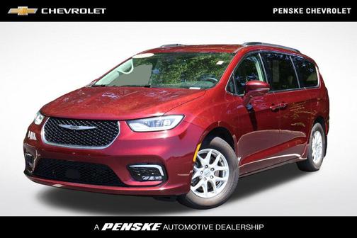Velvet Red Pearlcoat 2022 Chrysler Pacifica Touring L