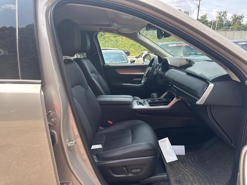 2024 Mazda CX-90 PHEV Premium