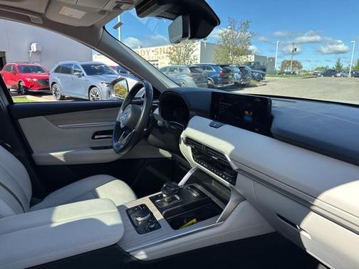2024 Mazda CX-90 PHEV Premium Plus