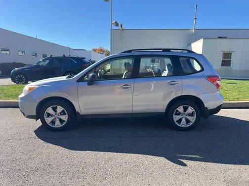 2015 Subaru Forester 2.5i