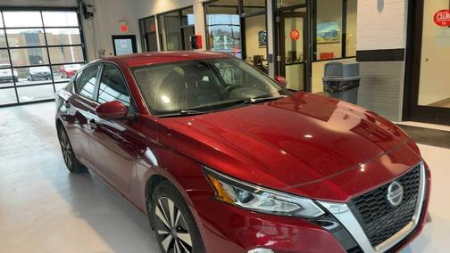 2021 Nissan Altima 2.5 SV