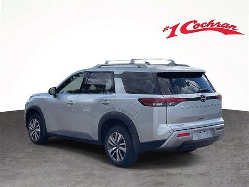 2022 Nissan Pathfinder SL 4WD
