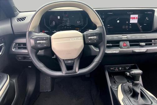 Aurora Black Pearl 2025 Kia K4 GT-Line