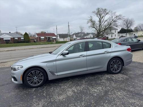 2019 BMW 530e xDrive iPerformance