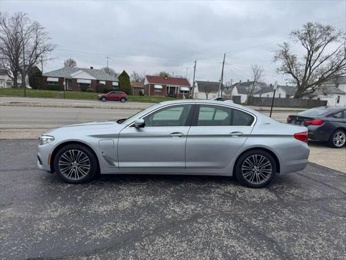 2019 BMW 530e xDrive iPerformance