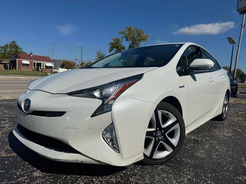 2018 Toyota Prius Four Touring