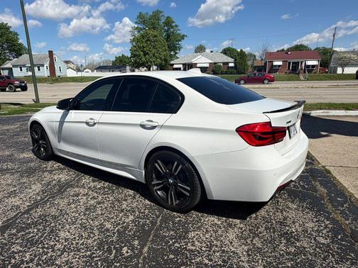 Alpine White 2018 BMW 340 xDrive